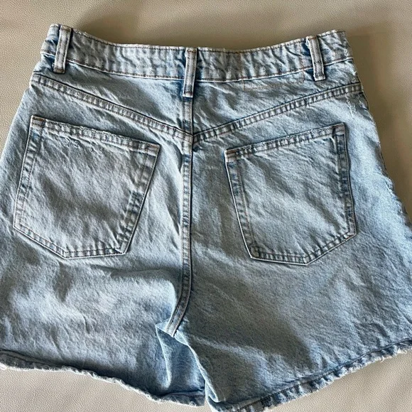 Zara High Waisted Mom Shorts - Picture 3 of 4